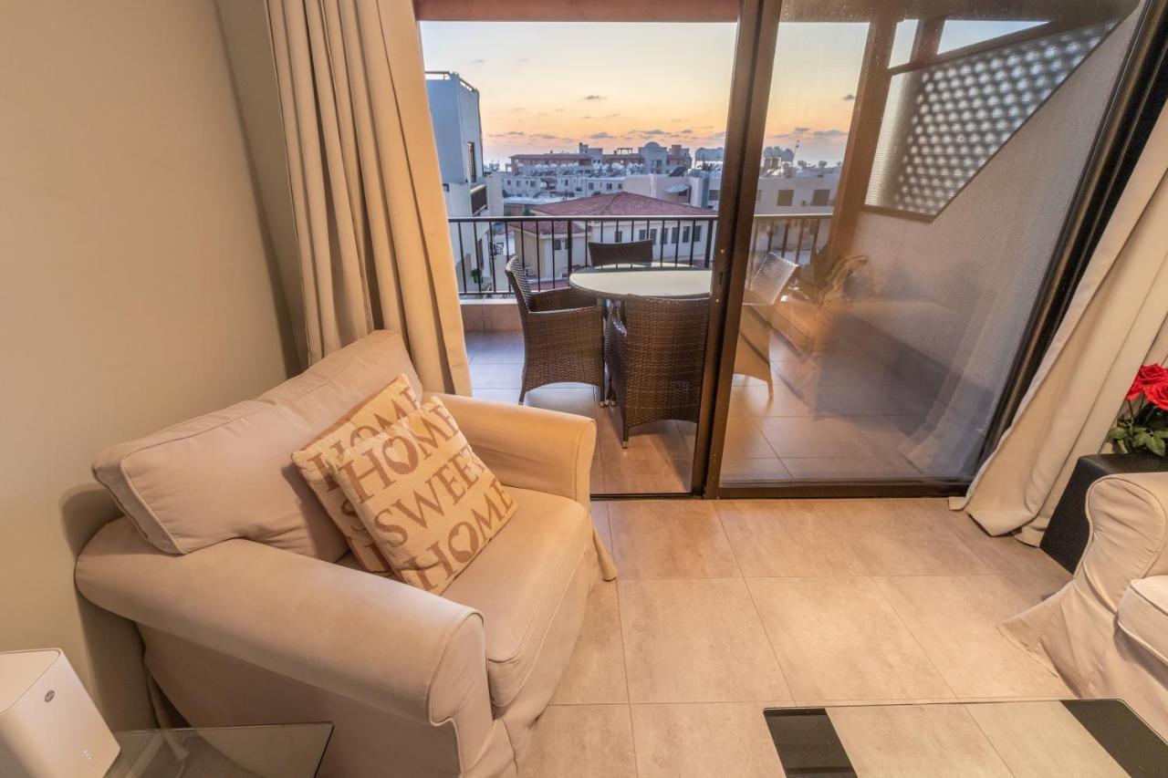 Alexis Apartments - Lovely 2-Bedroom With Swimming Pool Пафос Екстериор снимка